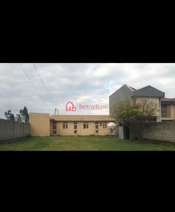 22.Ayat adebabayi 500 m² L– shape House