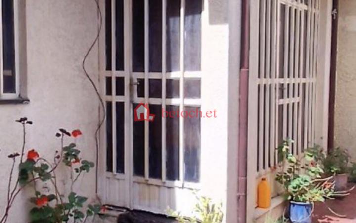 103.Goro police 105 M² L– shape House
