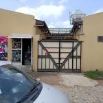 70.Gured sholla salit mihiret 105 m² L – shape Service Quarter House with shop