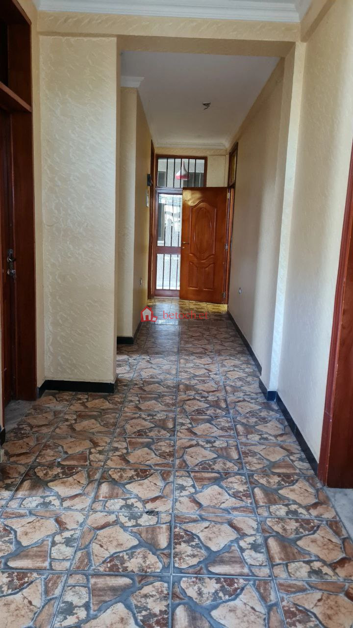 Lafto 250 m² G⁺3 Residential Villa House Building