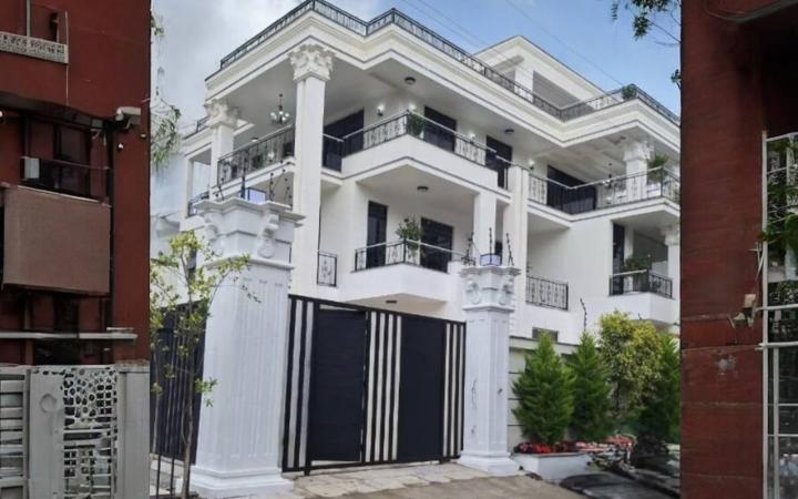 Luxury G+2 Villa in Ayat