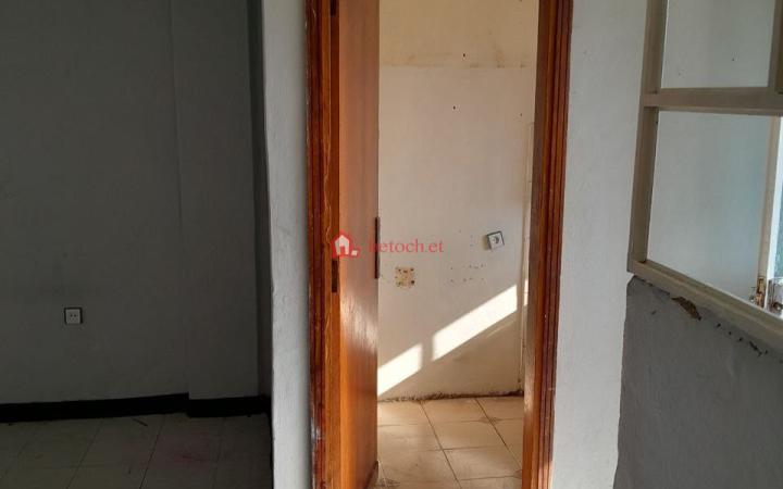 Sar bet Mechare Meda 20*80 Condominium 35 m² 3rd floor