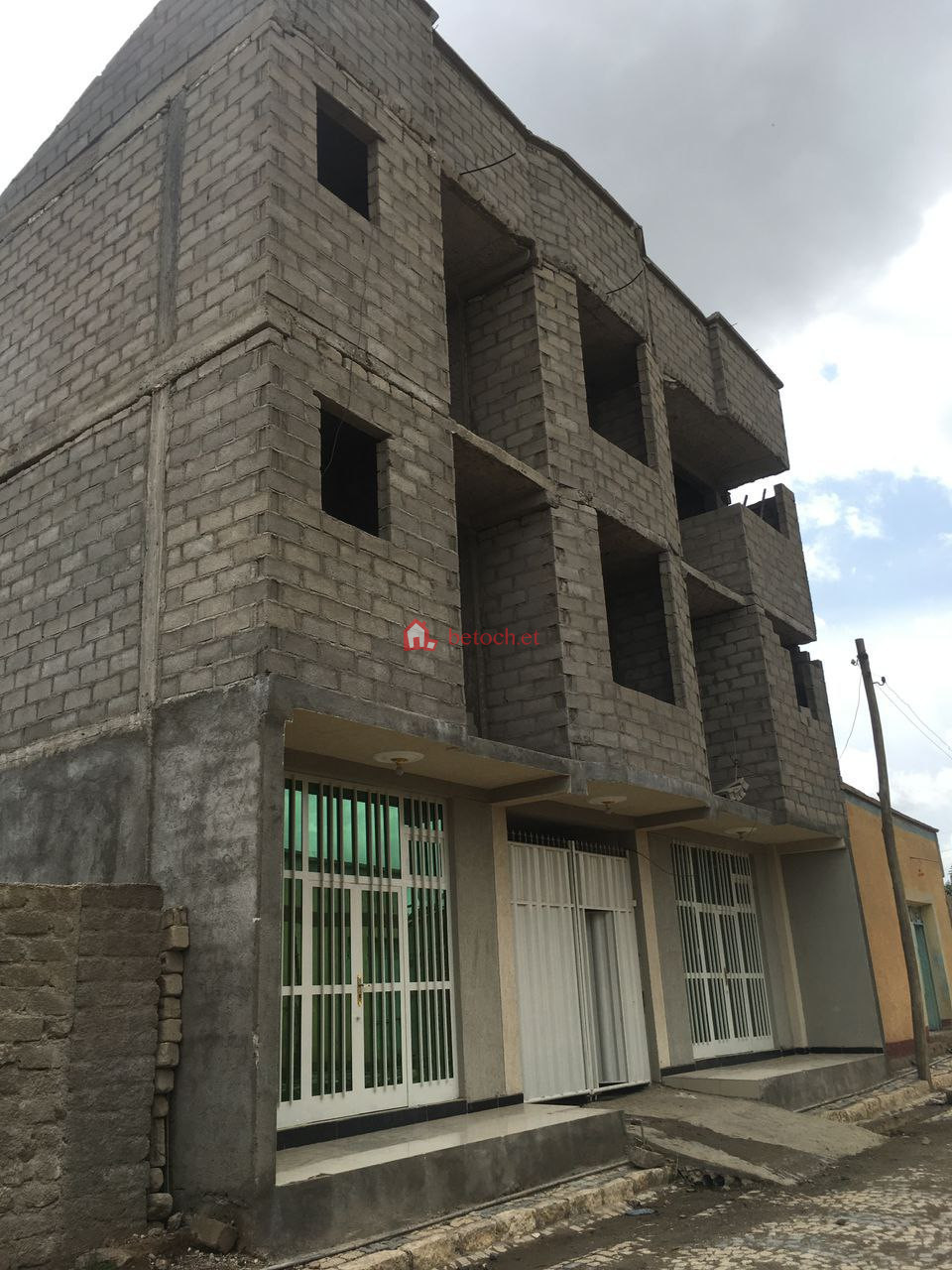 Aksum 185 m2 G+2 Mixed-Use Property (80 %)