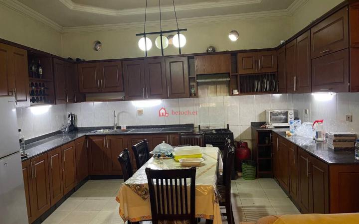 54.Mekanissa Amigo 320 m² G⁺² Modern Residence Villa Building