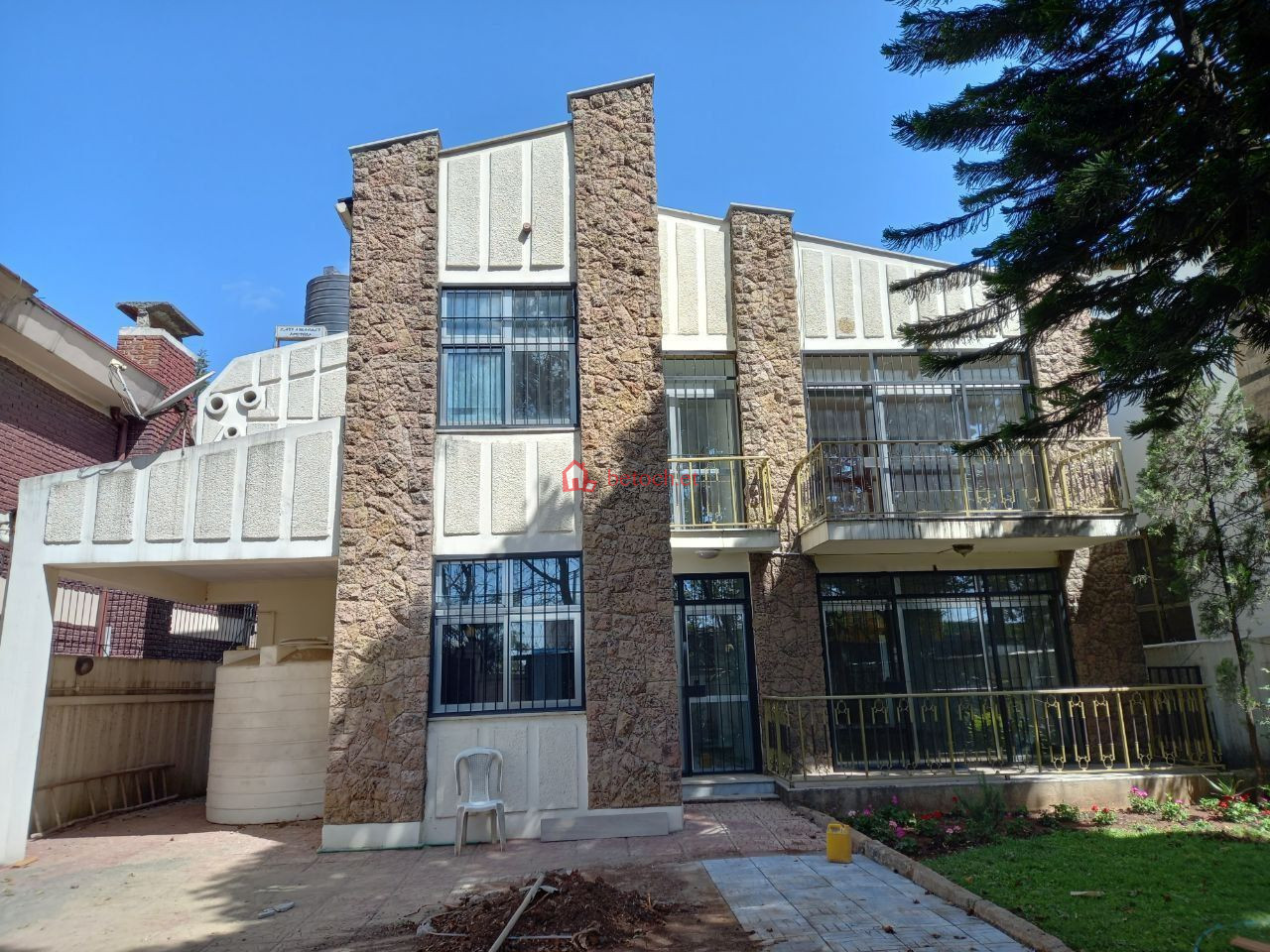 5.Bole Rwanda 500 m² Modern Villa House