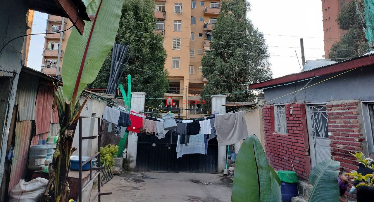6.Asiko birichiqo condos 315 m² Old Residence House (For apartment,Hotel or other)