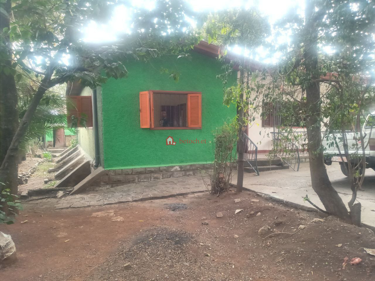 128.Beqilo bet tele garage 615 m² an old villa House