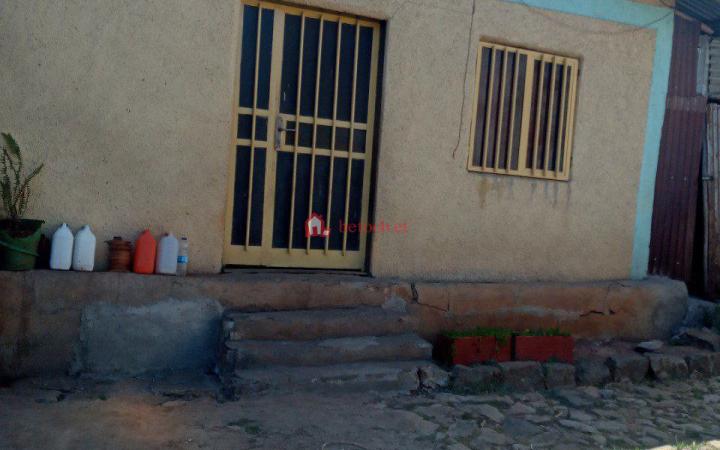 5.Semen mezegaja 320 m2 Old Residence House (For apartment or other)