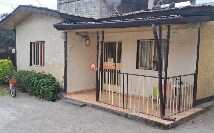 110.Abuare 260 m² an old House ( If residence, Apartment or mole )