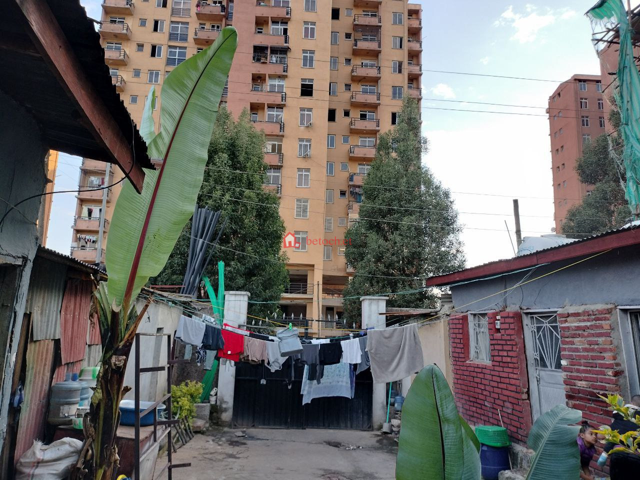 6.Asiko birichiqo condos 315 m² Old Residence House (For apartment,Hotel or other)
