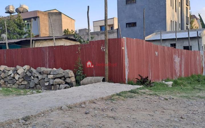 220.Lafto 180 m² Open Land
