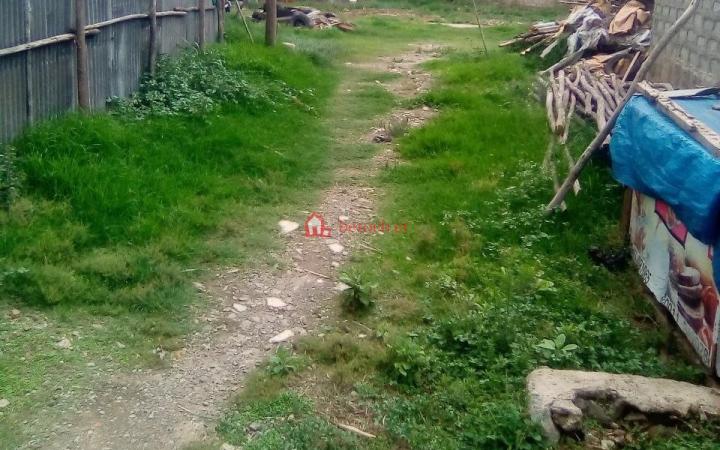 7.Gottera 749 m² Open Space l land