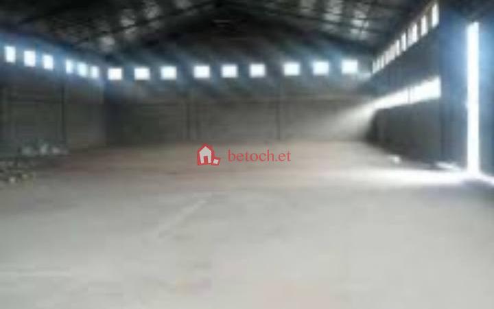 125.Adisu gebeya 1500 m² warehouse & Land
