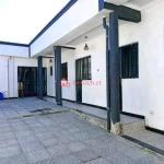 45.CMC 305 m2 L-shape Service Quarter House