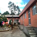 38.Kotebe 245 m2 L– shape Service Quarter House