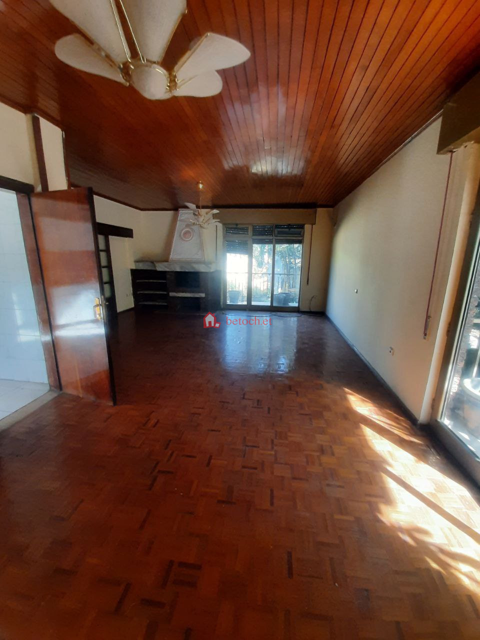 3.House for rent Bole 19 Qebele 500 m2 Ground residence Villa
