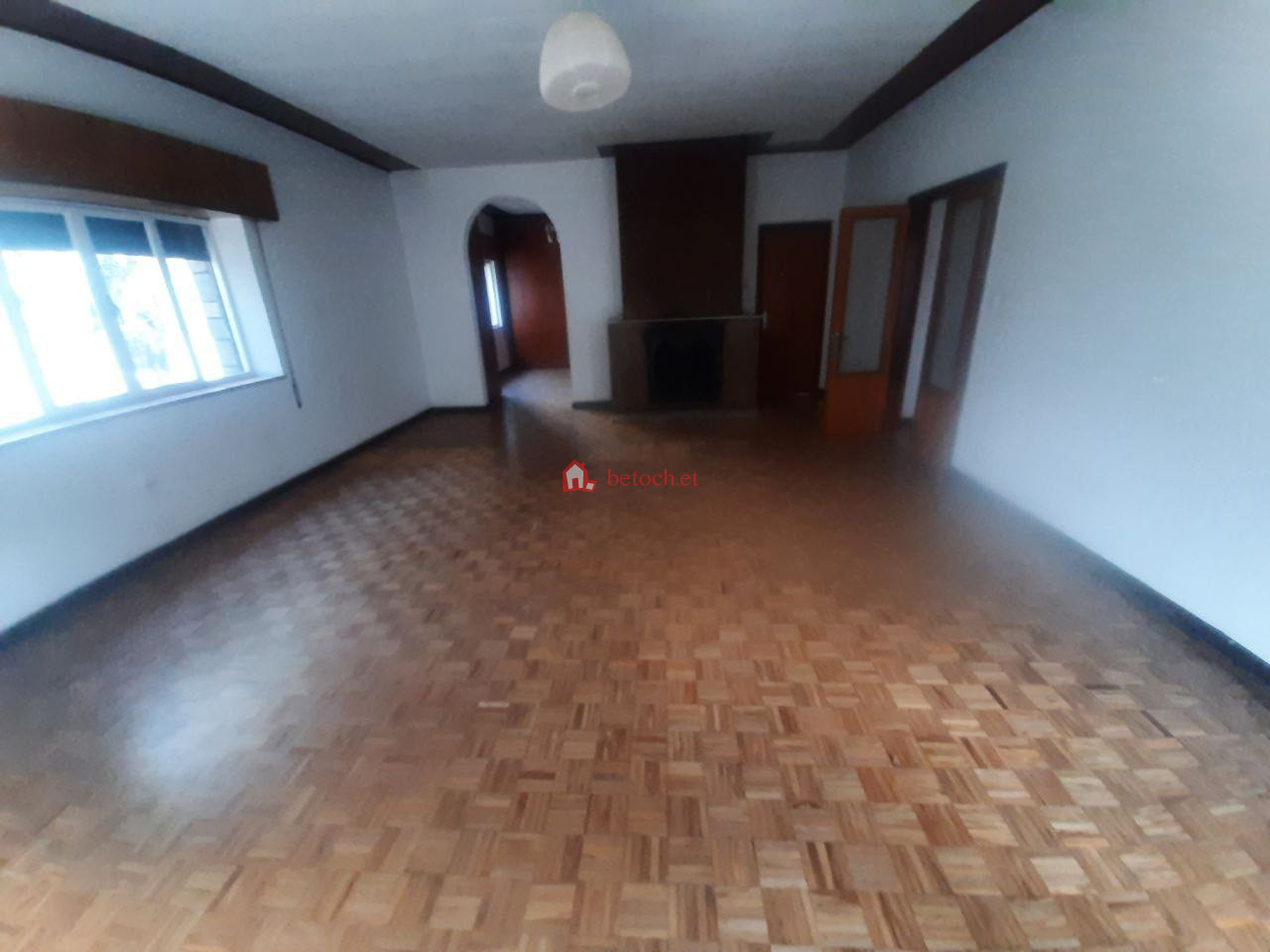 3.House for rent Bole 19 Qebele 500 m2 Ground residence Villa