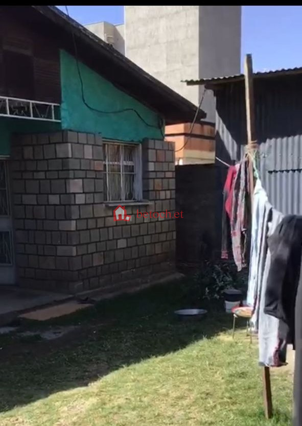 60.	X-Bulgaria Embassy 220m2 an old Ground residence House (Villa)