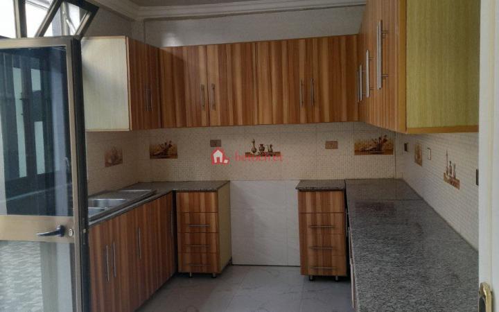 101.Anifo 210 m2 g+1 Resident Villa House Building