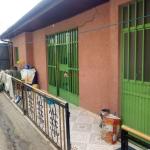 48.Saris Abo 250 m2 L-shape Service Quarter House