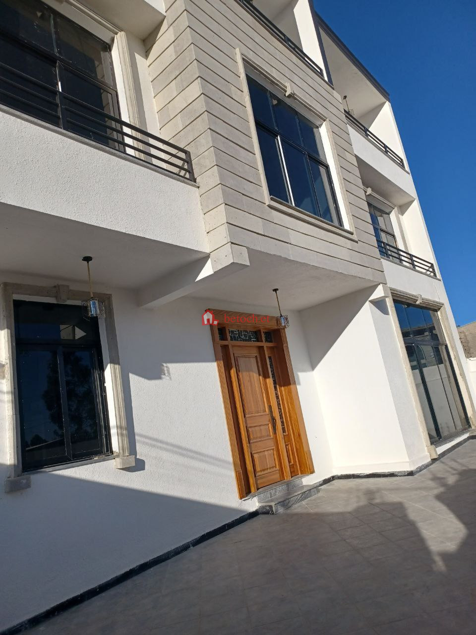 108.CMC Gift real State 250m2 G+2 Resident Villa House Building
