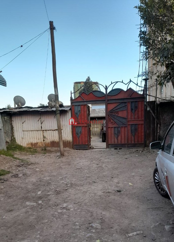 58.Qera-Bulgaria 325 m² an old Ground residence House (Apartment,School,moll & Others investment)