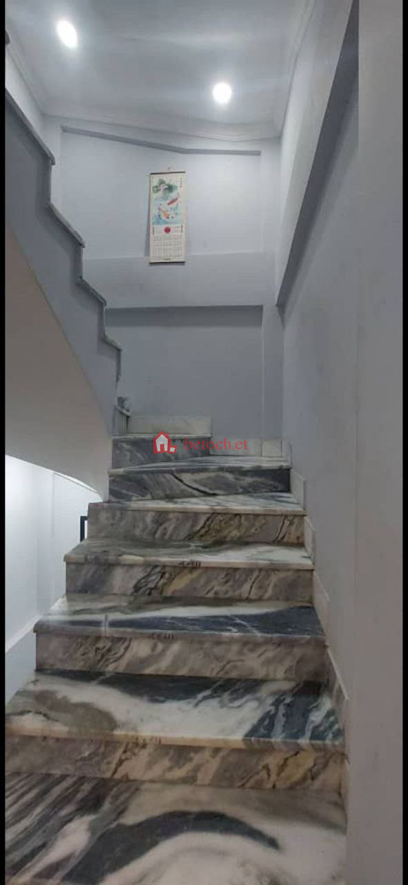 38.Ayat 125 m² G⁺³ Resident Villa House Building