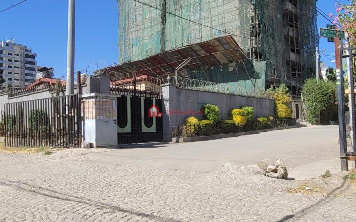 73.Bisirate Gabriel 500 m² Resident Villa House Building