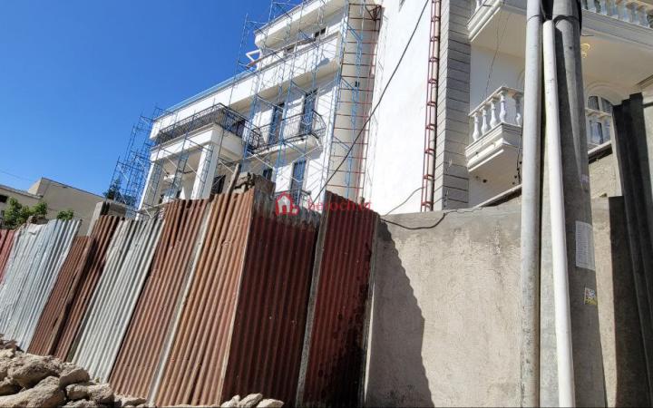 Bisirate Gabriel 500 m² G⁺³ Resident Villa House Building