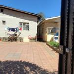 60.22 Mazoria- embassy England 200 m² Ground Residence Villa House