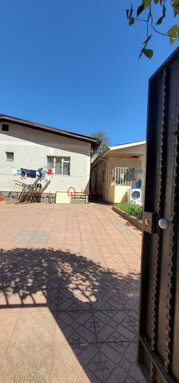 60.22 Mazoria- embassy England 200 m² Ground Residence Villa House