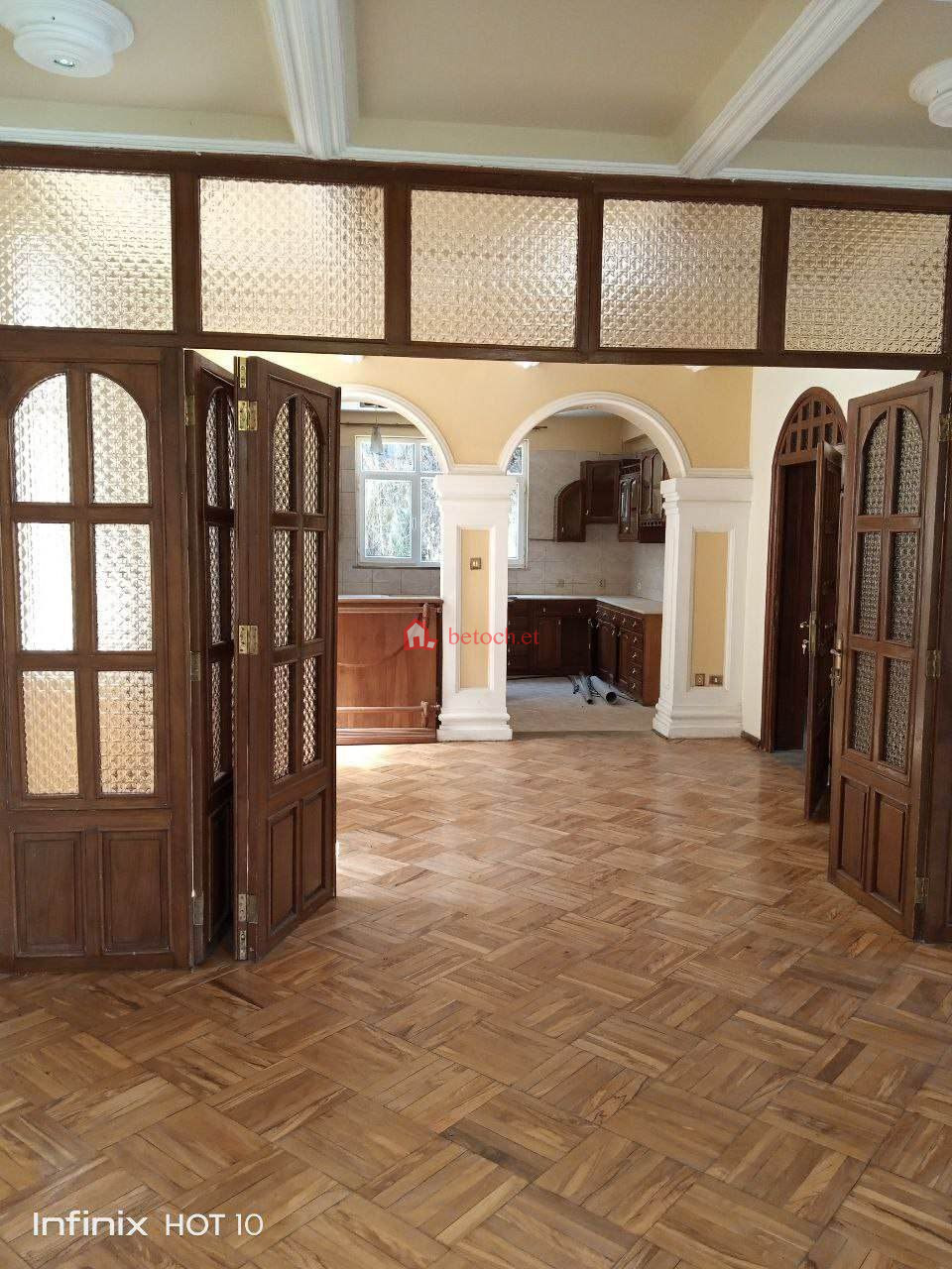 21.House for rent Urael-Bambis 700 m² G⁺² residence Villa House Building