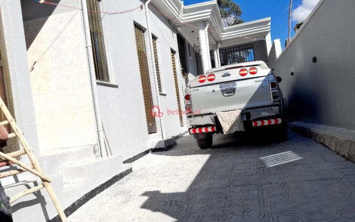 61.Kotebe Selam bakery 170 m²Ground Residence Villa House
