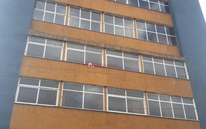 19.Merkato 450 m² G⁺⁶ commercial building