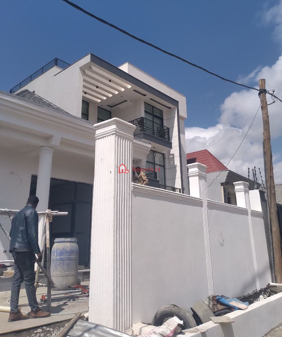 43.Smite 250 m² Residence Villa House