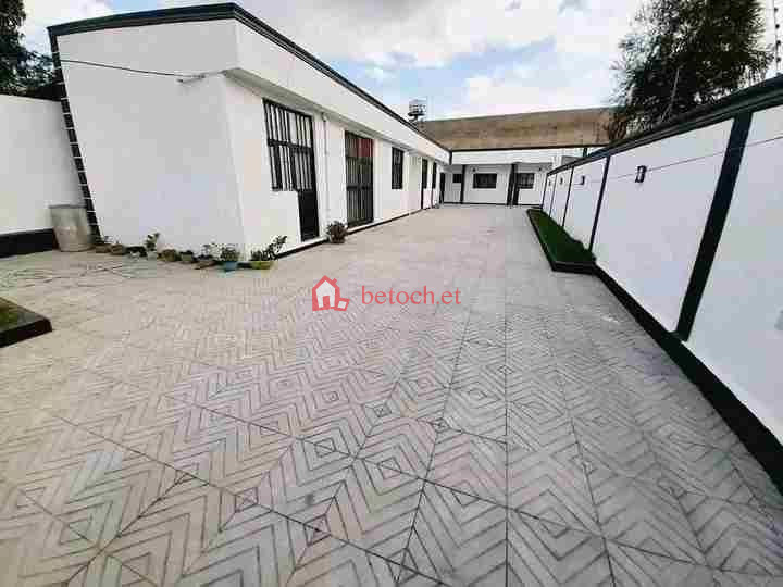 29.Wossen 420 m² L– shape House