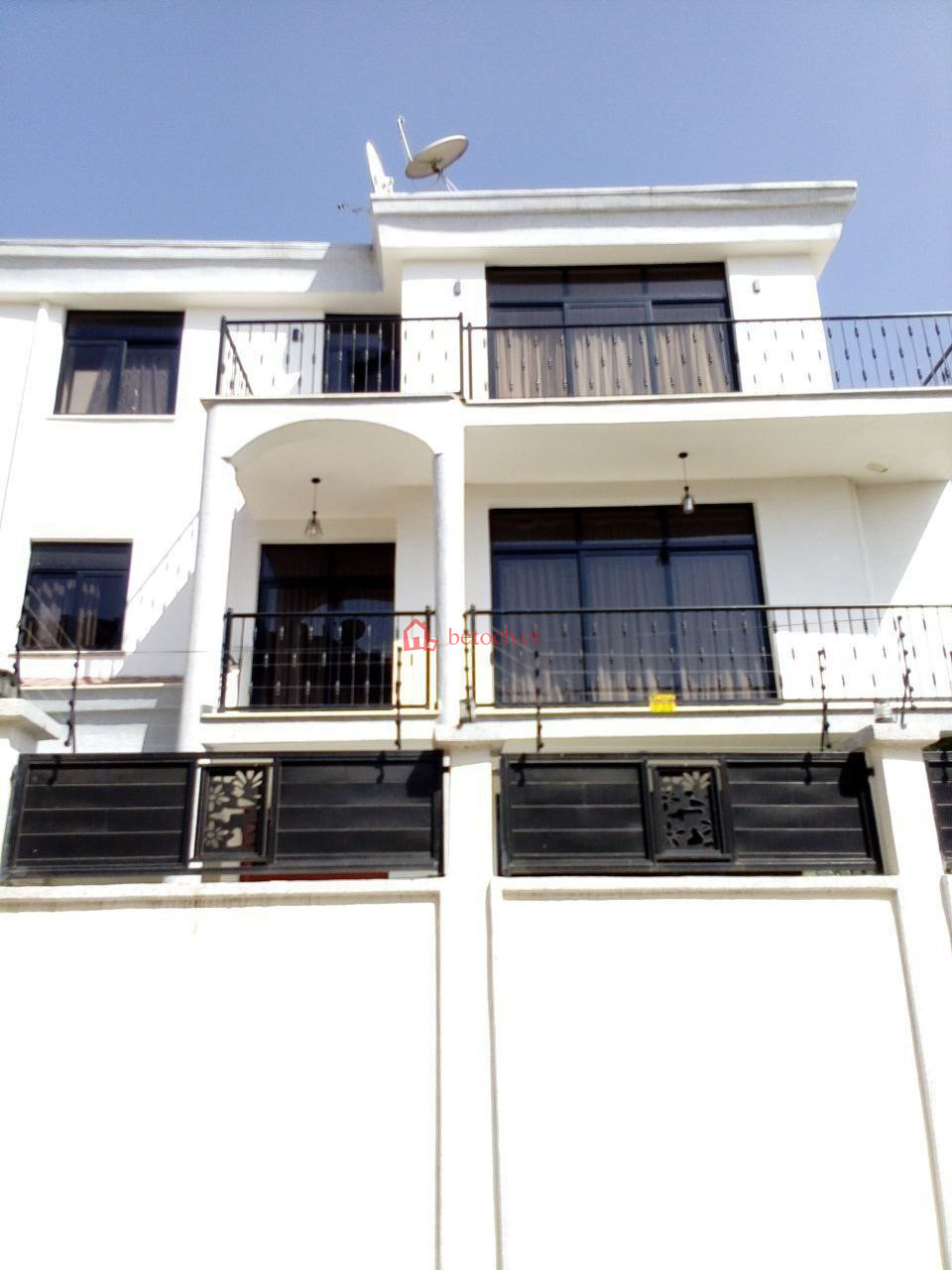 21.Samite 250 m² G⁺² Resident Villa House Building