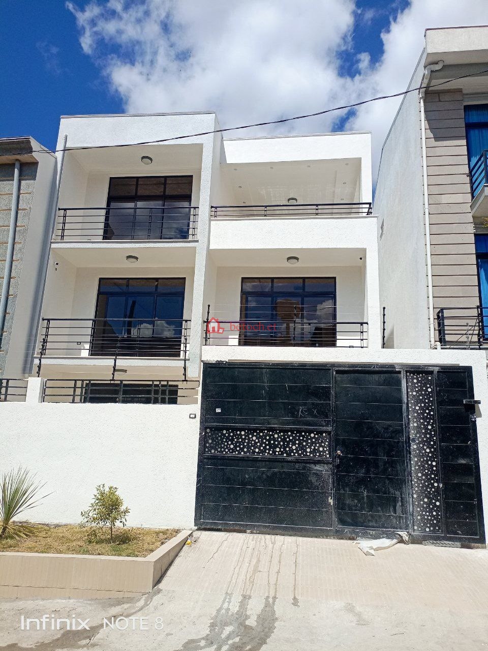 112.Samite (Washington) 175 m² G⁺² Residence service Villa building