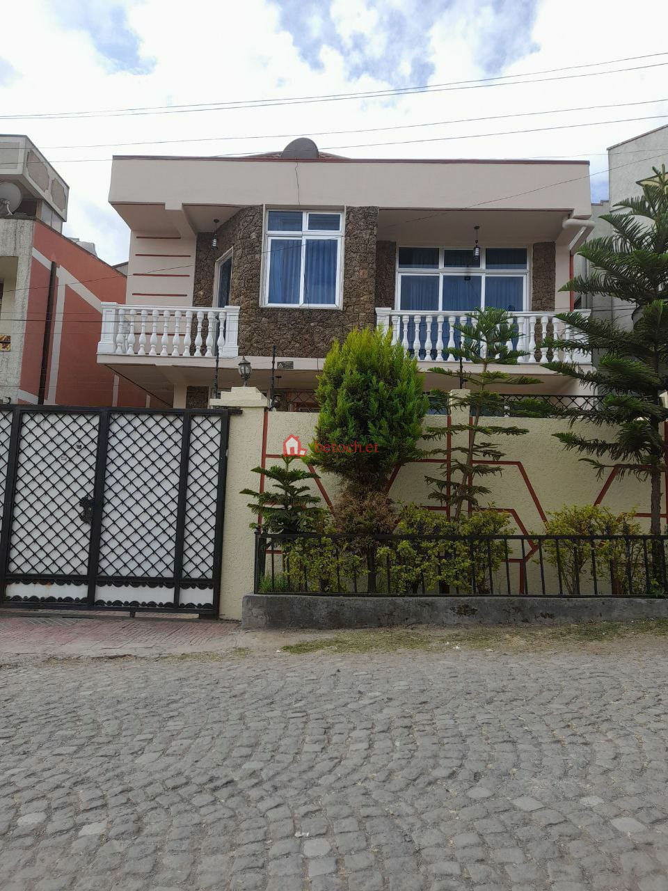 63.Samit-Figa 175 m² G⁺¹ Resident Villa House Building