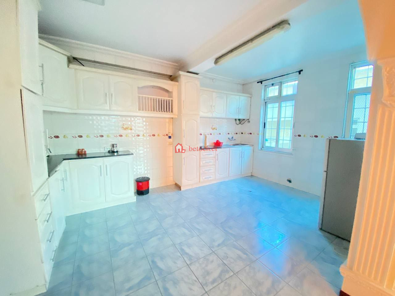 17.Guest House For Rent Bole House 480 m² G⁺¹ Building