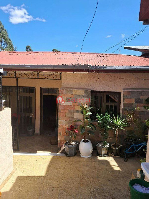 68.Adisu gebeya 175 m² Residence Villa House