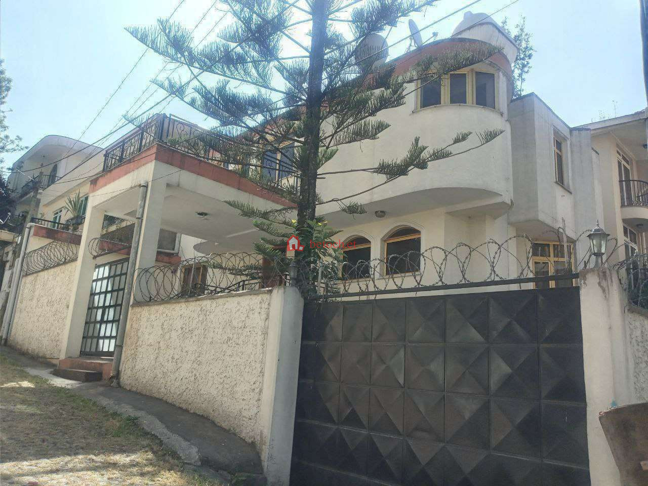 116.Sar-bet Gabriel 500 m² G⁺² Residence service Villa building