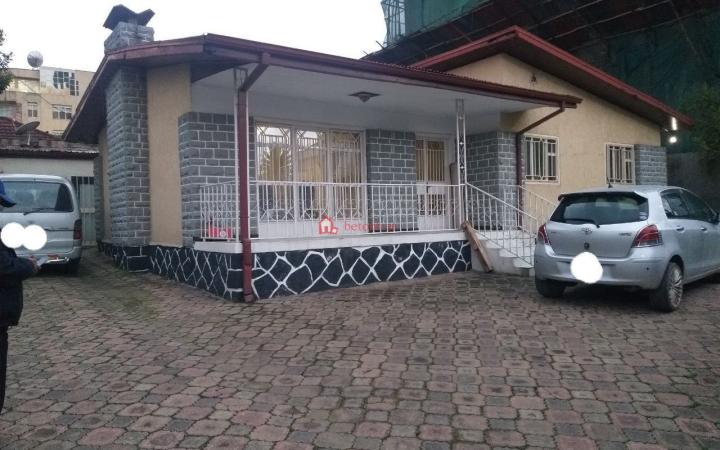 79.Bisirate Gabriel 500 m² Residence service Villa building (For Apartment,School, & Others investment)