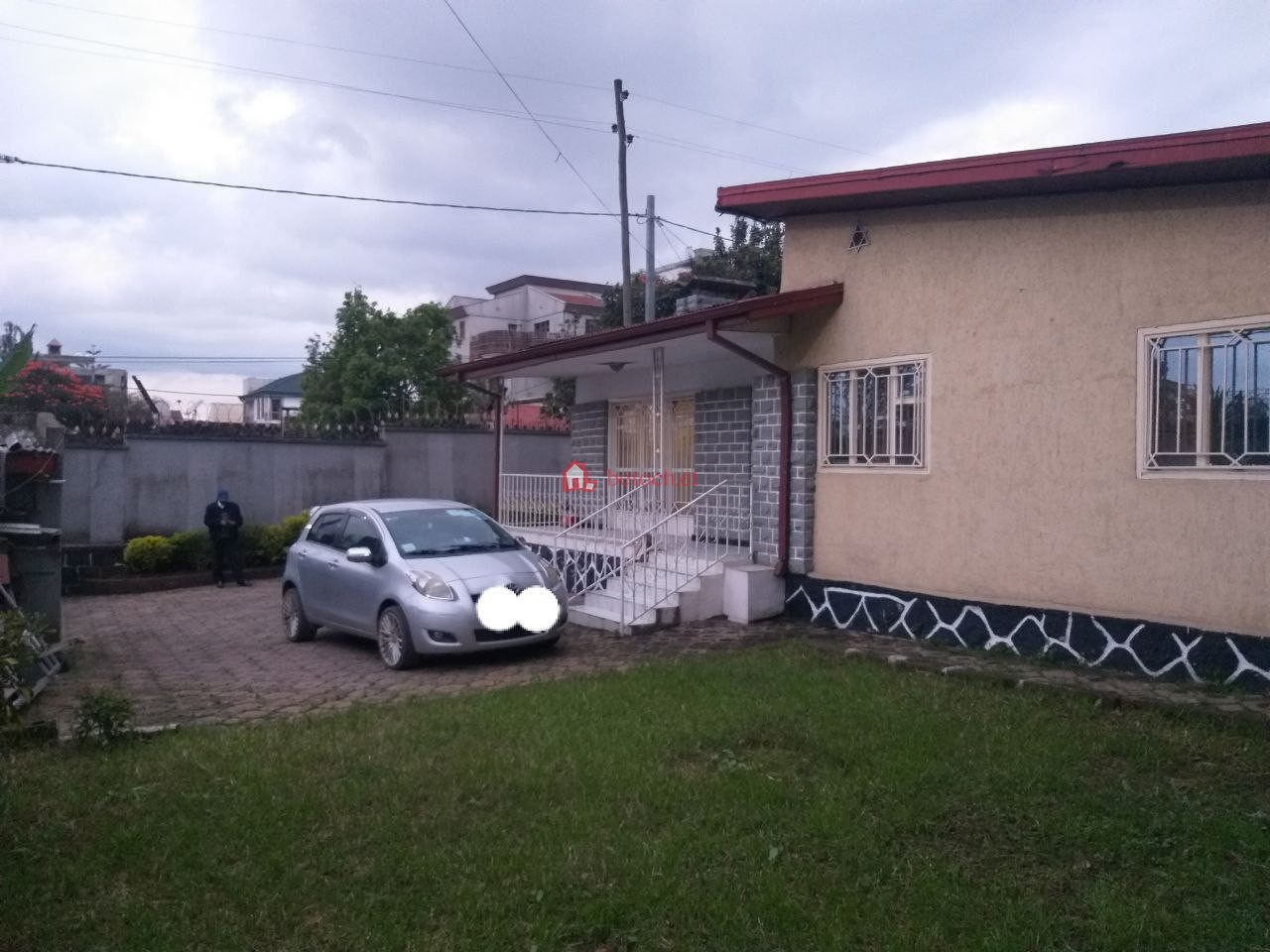 79.Bisirate Gabriel 500 m² Residence service Villa building (For Apartment,School, & Others investment)