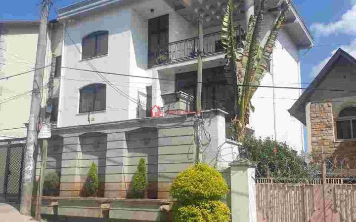 141.Geriji Across 220 m² B⁺G⁺² Resident Villa House Building