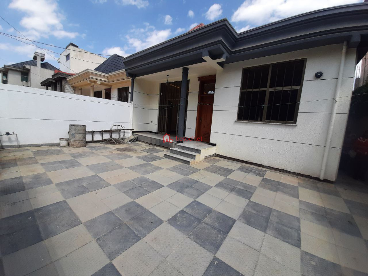 84.Ayat 250 m² Residence service Villa building