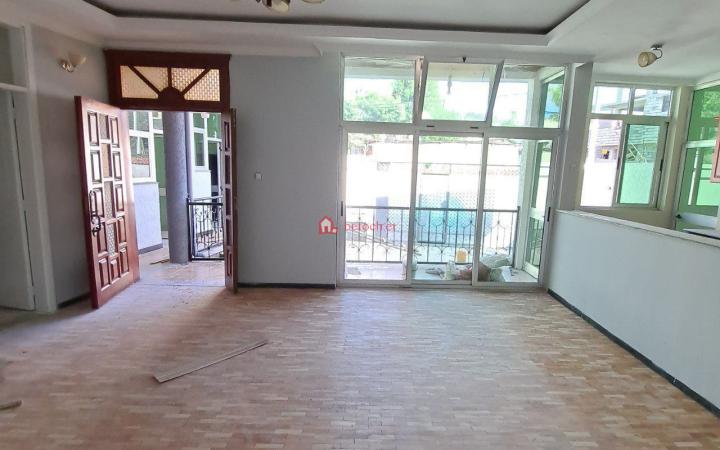 78.Wossen 205 m² B⁺ Residence service Villa building