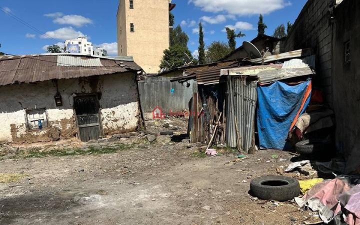 28.22 Mazoria 256 m² open plot space land (For Residence or Apartment )