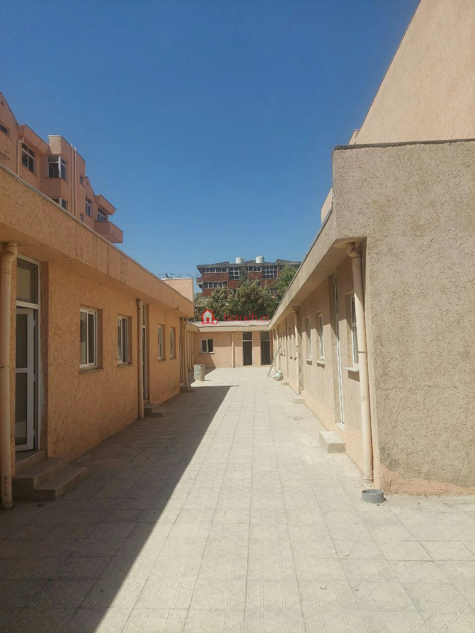 1.CMC 3000 m² High School with KG and Joiner school building