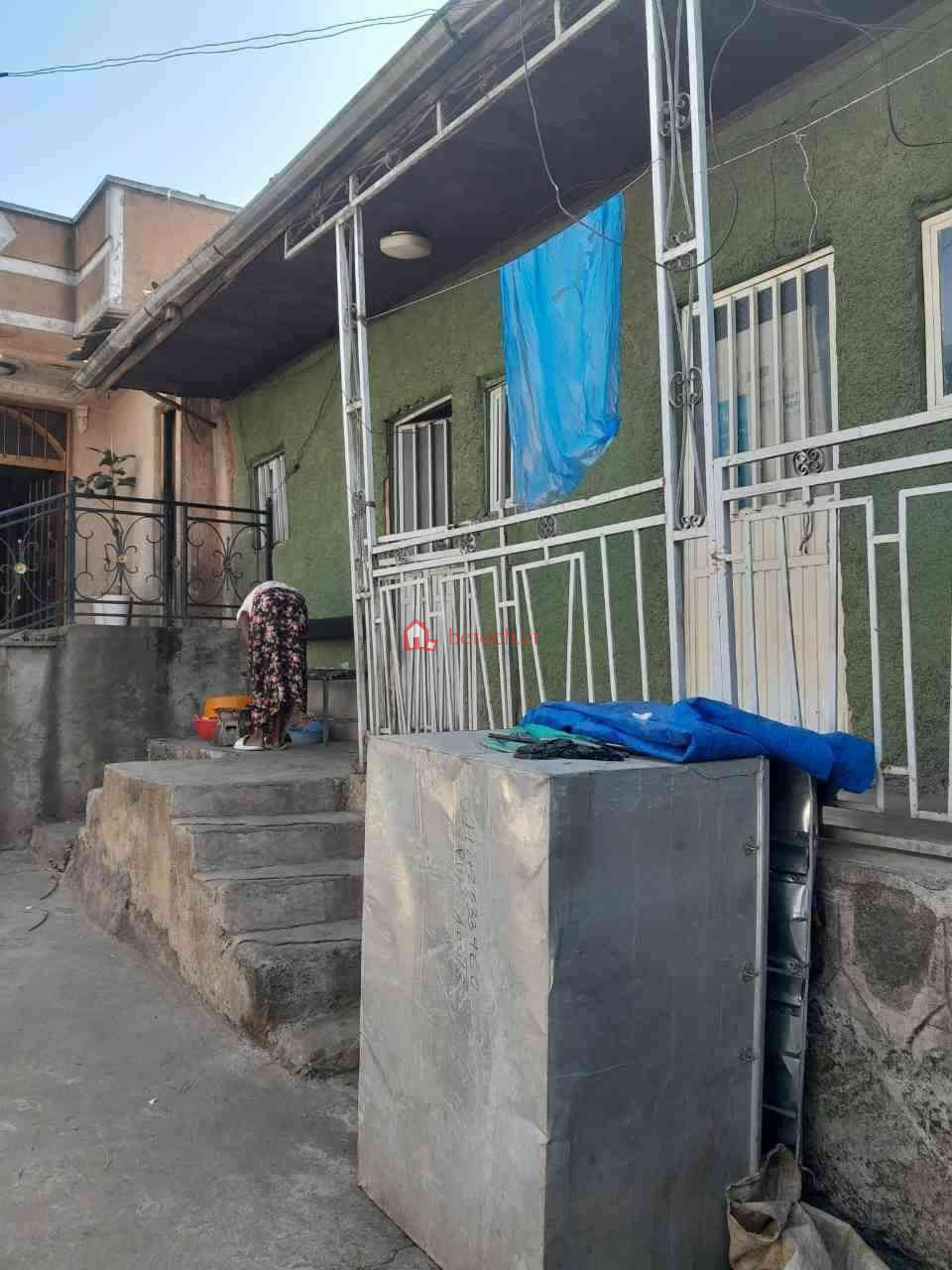 Kolfe likuanda 18 mazoria 250 m² an old House (For residence or Apartment construction)